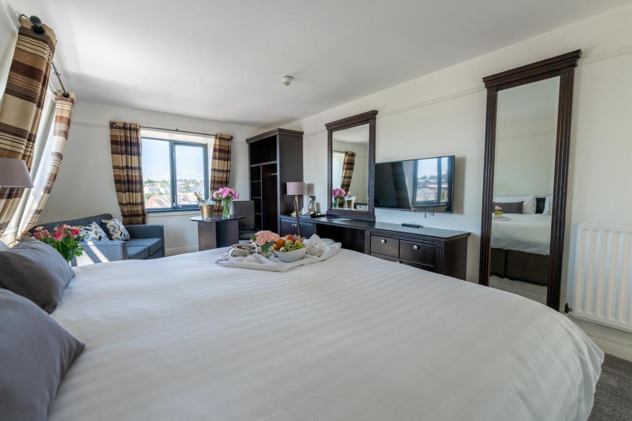 Marine Court Hotel Бангор Экстерьер фото