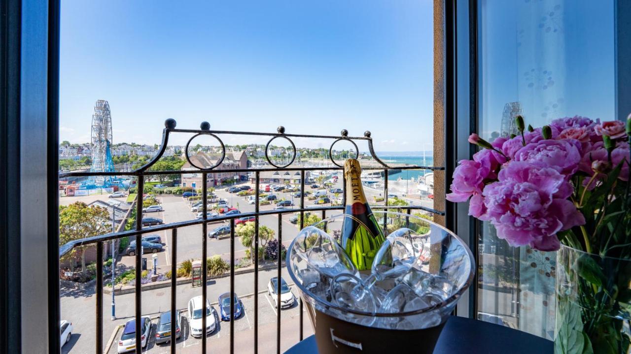 Marine Court Hotel Бангор Экстерьер фото