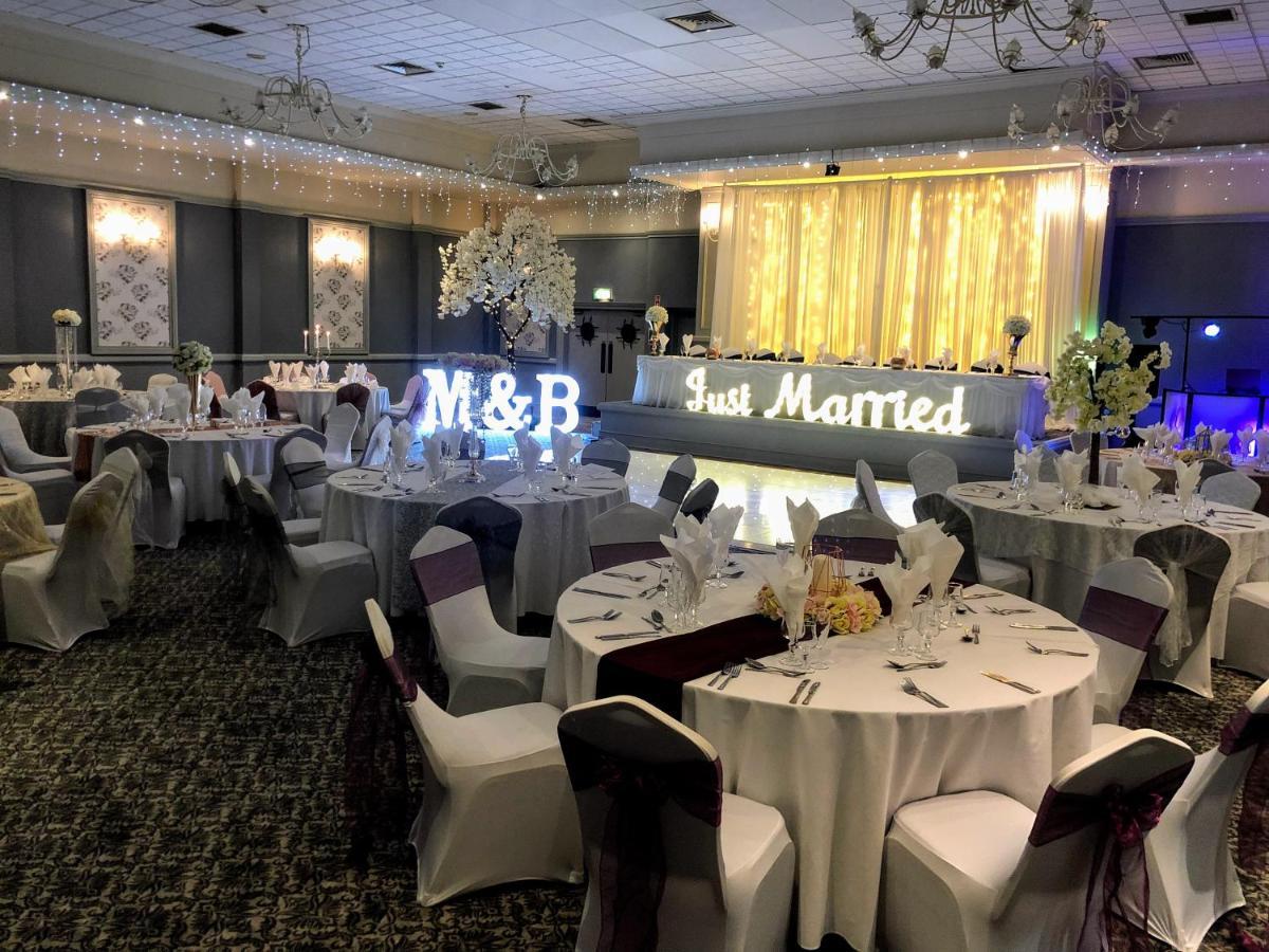Marine Court Hotel Бангор Экстерьер фото