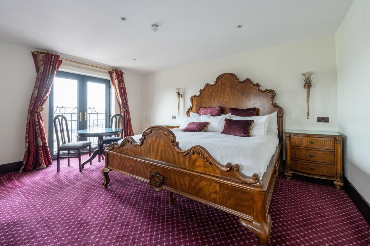Marine Court Hotel Бангор Экстерьер фото
