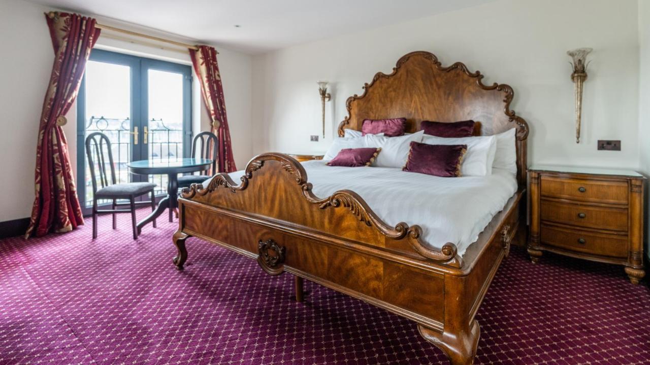 Marine Court Hotel Бангор Экстерьер фото