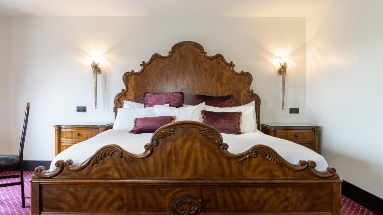Marine Court Hotel Бангор Экстерьер фото