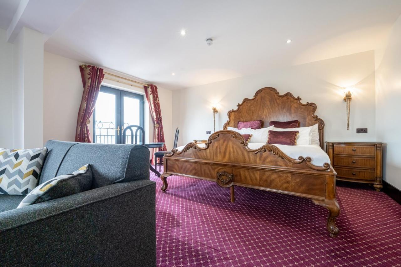 Marine Court Hotel Бангор Экстерьер фото